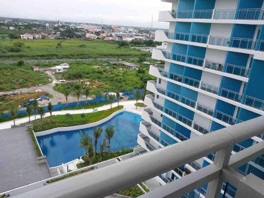 1Bedroom Unit At Azure North With Netflix Up To 6Pax San Fernando  Eksteriør billede